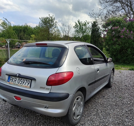 Peugeot 206 cena 3800 przebieg: 222712, rok produkcji 2002 z Chocz małe 67